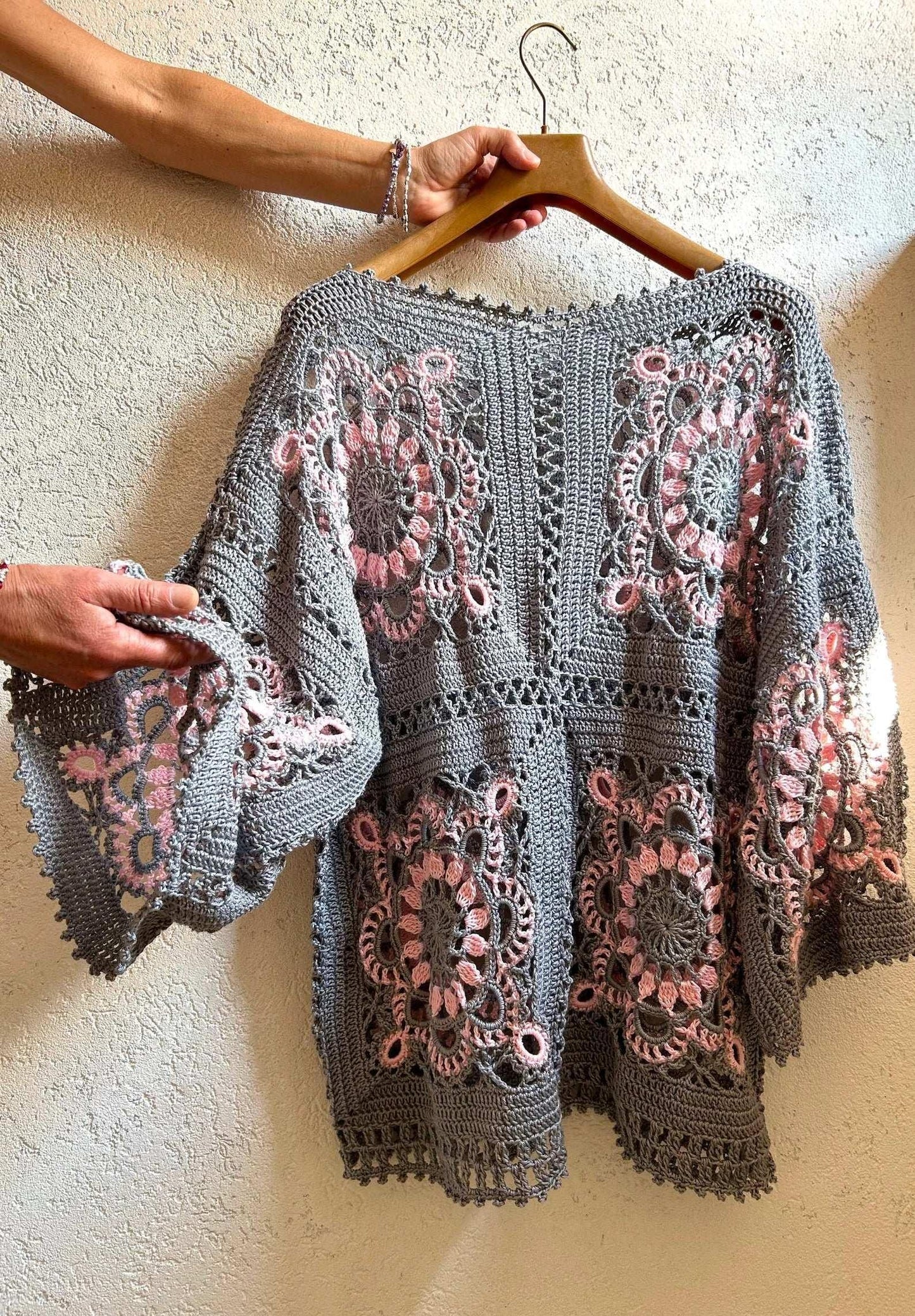 TinyKnocts® crochic Pattern Cardigan TinyKnocts - CLAS TOP Granny Square 🧶